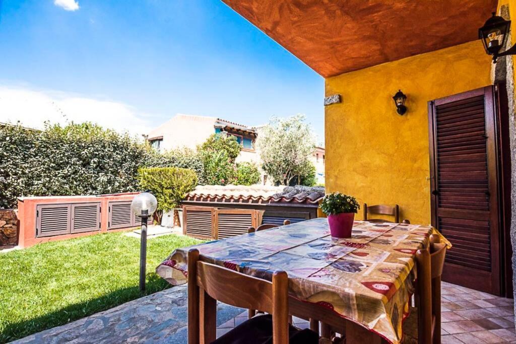 Villa Molly San Teodoro  Exterior foto