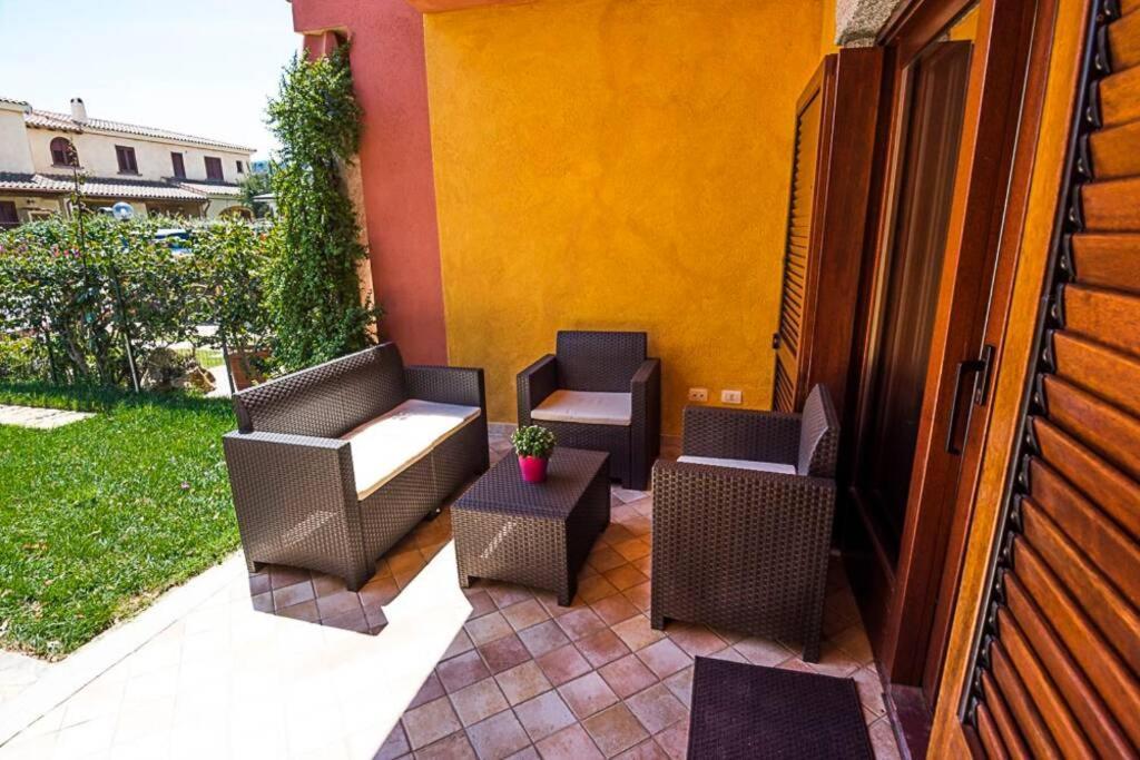 Villa Molly San Teodoro  Exterior foto